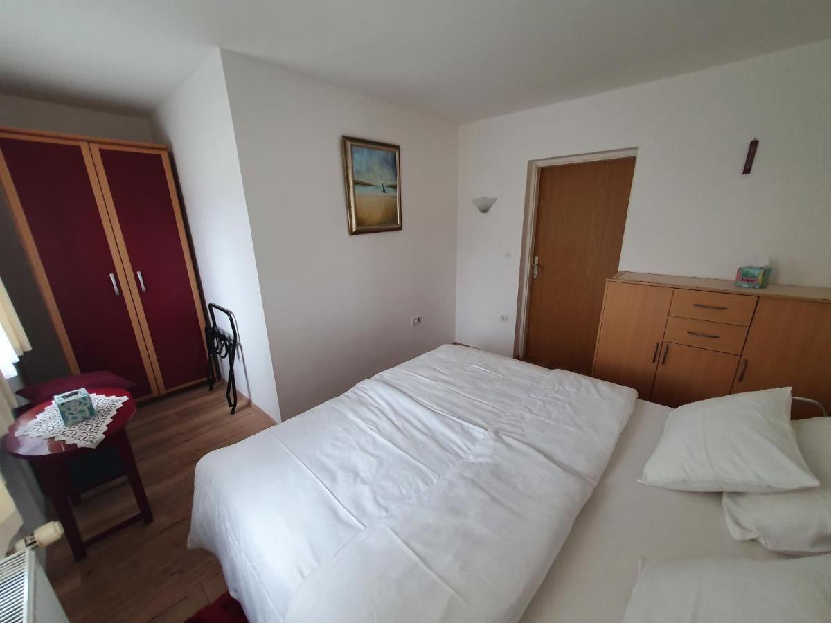 Apartma Meta Радовлица Екстериор снимка